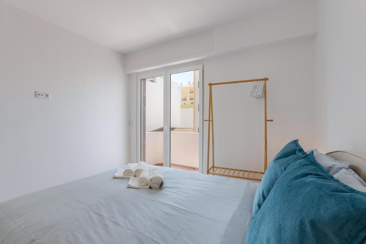 Апартаменты T2 Rosa Dos Ventos, A/C & Terrace - Casas & Papeis Армасан-де-Пера Экстерьер фото