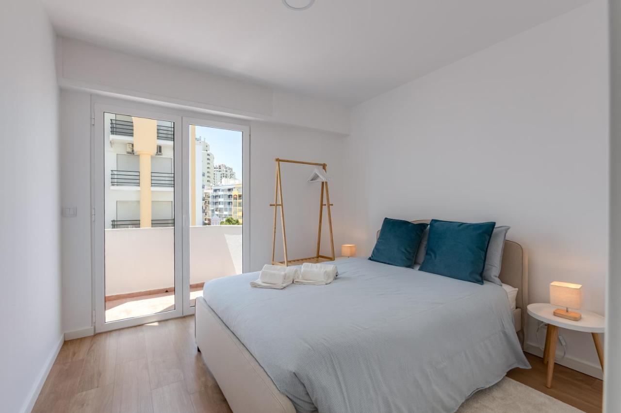 Апартаменты T2 Rosa Dos Ventos, A/C & Terrace - Casas & Papeis Армасан-де-Пера Экстерьер фото